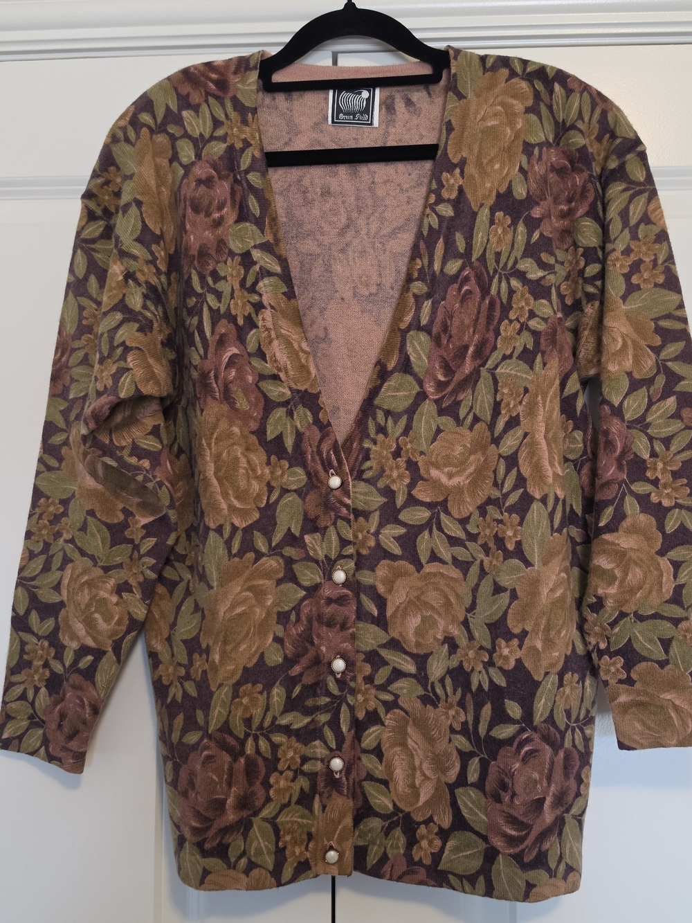 GREEN FIELD VINTAGE FLORAL LAMBSWOOL ANGORA CARDIGAN • ROSE PRINT • BUTTON FRONT